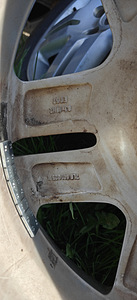 235/65 R18 5x130 (2 foto / 6)