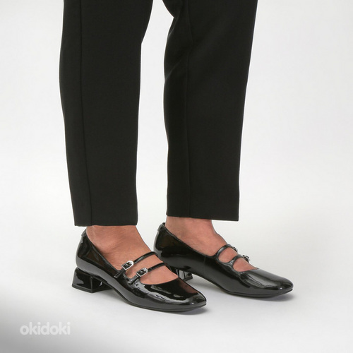Nagu uued lakknahast kingad Clarks, s. 39,5