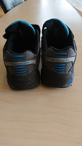 Skechers vilkuvad tossud 29 (3 foto / 3)