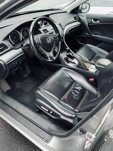 Honda Accord 2.2 i-DTEC (7 foto / 8)