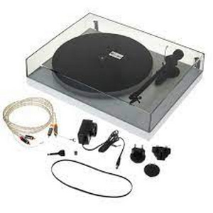 Продам Виниловый проигрыватель Pro-Ject Debut III DC Esprit, серебристый (2 фото из 3)