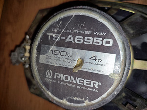 Pioneer ja muud auto kõlarid (3 foto / 4)