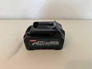 Аккумулятор Makita 40v xgt 2,5ah (2 фото из 4)