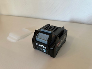 Аккумулятор Makita 40v xgt 2,5ah (3 фото из 4)