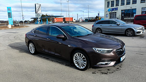 Opel Insignia Grand Sport 2018 (4 foto / 13)