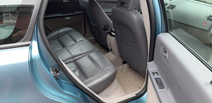 Volvo V50 Momentum 2.0 TD (11 foto / 13)
