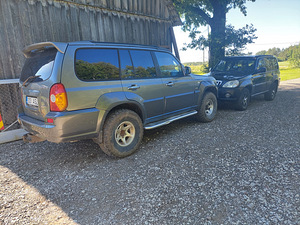 2 hyundai terracani (2 foto / 3)