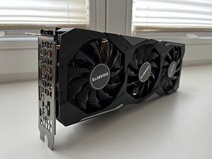 Gigabyte Rtx 2080 (1 foto / 2)