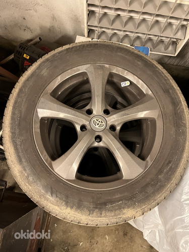 Toyota RAV4 2019- литые диски с летней резиной (фото #1)