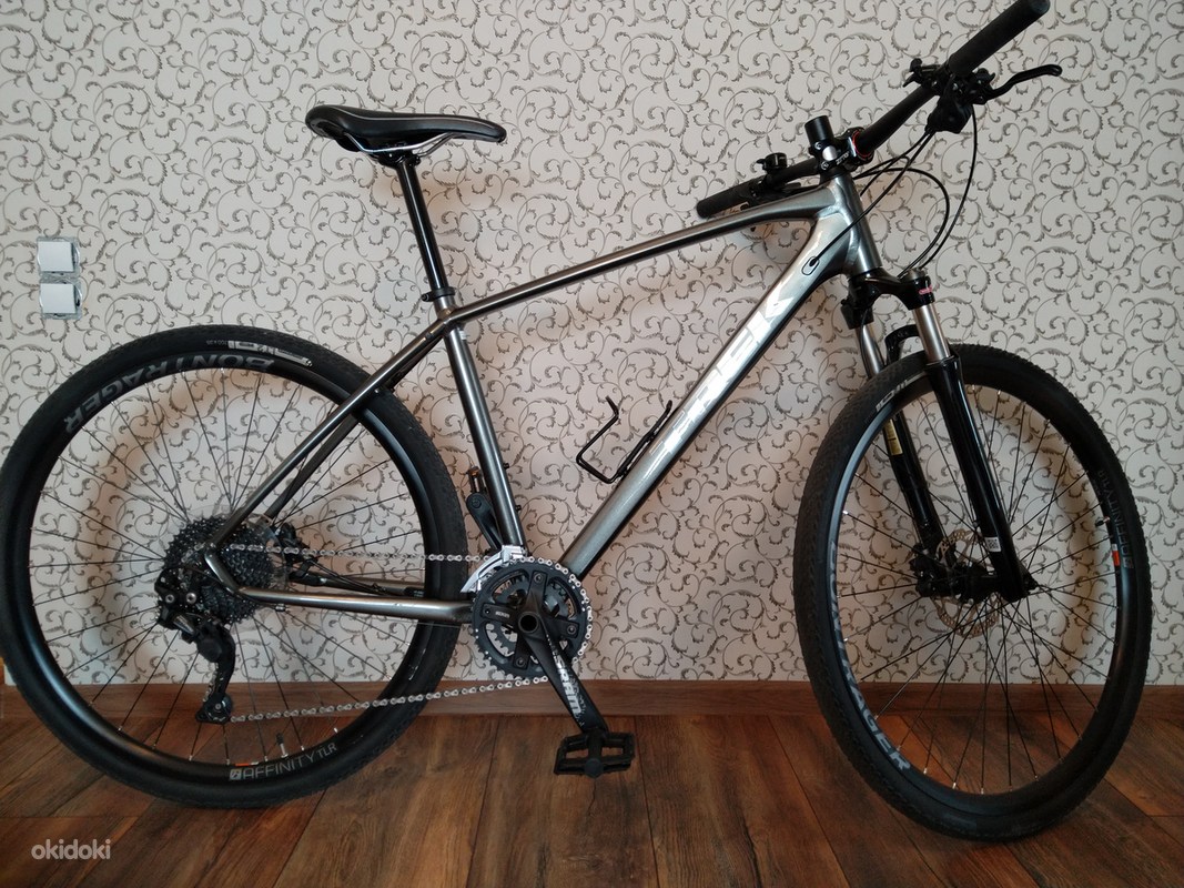 TREK Dual Sport 4 2019 55 174 187 Tallinn okidoki