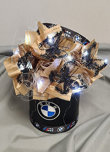 Коробочка с искусственными бабочками Цвет: черный BMW