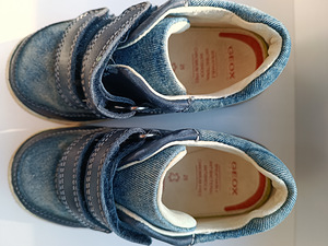 Laste jalatsid Geox 25 suurus (5 foto / 5)