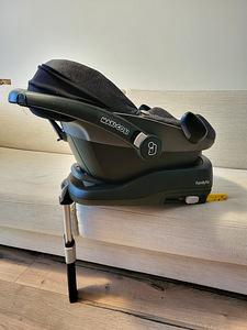 Maxi cosi Familyfix (3 foto / 4)