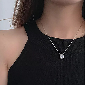 Бижутерия (2 фото из 10)
