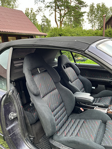 BMW 325i (10 фото из 11)