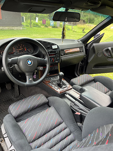 BMW 325i (11 фото из 11)