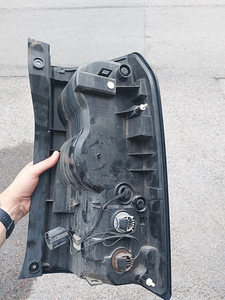 Tagumine vasak tuli Land Rover Discovery 4 2011 (3 foto / 5)