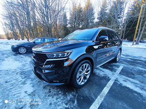 Kia Sorento 4 (7 фото из 8)