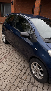 Toyota Yaris 132000km (2 foto / 10)