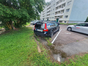 M/V Volvo v70 2011 1.6d 84kw (2 foto / 8)