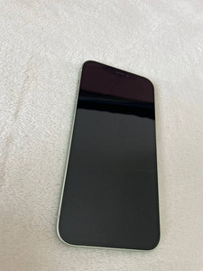 iPhone 12 (3 foto / 8)