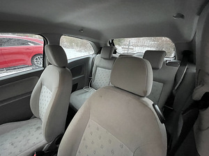 Ford Fiesta Coupe 1.4d 50kw (6 foto / 7)