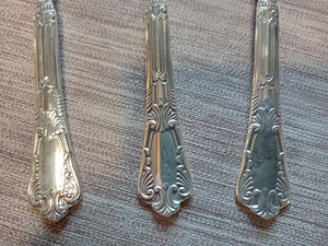 Десертные ложки 6шт. мельхиор (3 фото из 3)