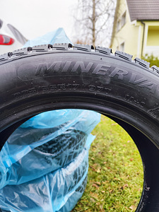 Rehvid 225/55 R17 (4 foto / 5)