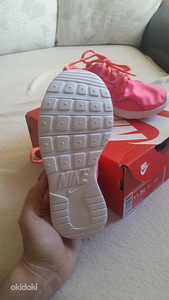 Uus, Nike tossud, suurus 28.5 (2 foto / 3)
