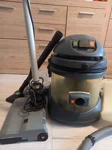 Annan tolmuimeja ära (3 foto / 3)