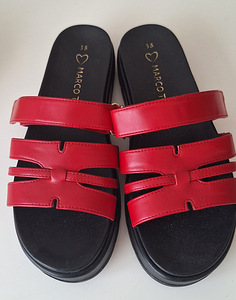 Шлепанцы (3 фото из 4)