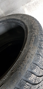 255/40R19 (4 foto / 4)