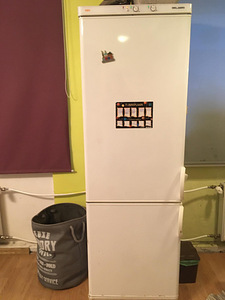 Suur 2 mootoriga külmkapp (1 foto / 6)