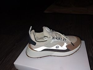 Michael kors (1 foto / 6)