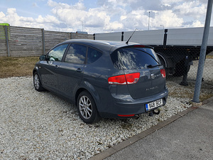 SEAT Altea XL 1.9 77kw 2010 (3 фото из 14)