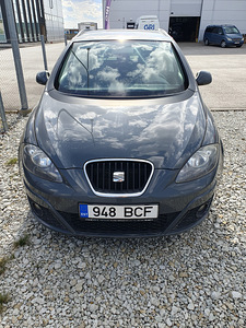 SEAT Altea XL 1.9 77kw 2010 (13 фото из 14)