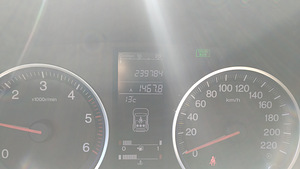 HONDA CR-V 2.2ctdi Exclusive (6 foto / 6)