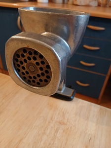 Müüa käsitsi hakklihamasin (3 foto / 3)