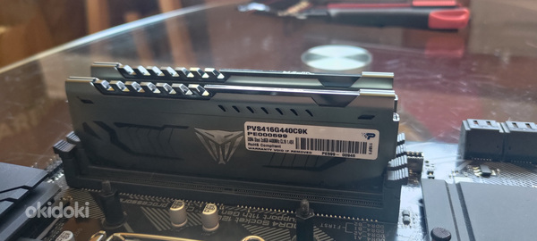 Patriot Viper 2x8 (4400) DDR4 (фото #1)