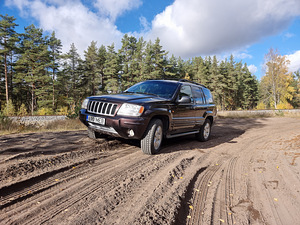 Jeep Grand Cherokee. 2.7.253... (8 foto / 8)