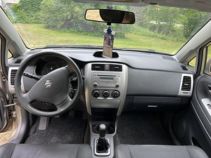 Suzuki Liana 4wd (4 foto / 5)