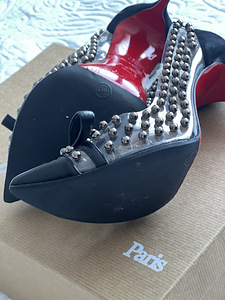 Christian Louboutin (7 foto / 10)