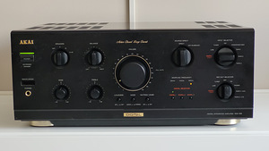 Стереоусилитель AKAI AM-69, встроенный ЦАП (1 фото из 4)