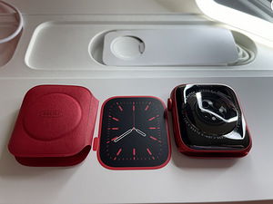 Apple Watch 6 44 mm, Red (6 foto / 8)