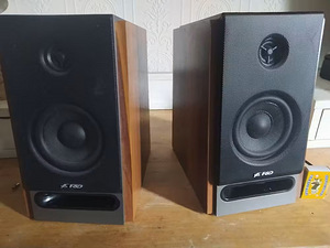 Активные колонки с Bluetooth - Fenda F&D R25BT (2 фото из 4)