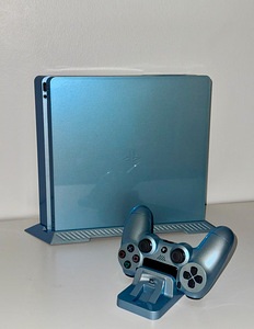 PlayStation 4 Slim 1TB Custom Brittany blue (1 foto / 4)