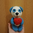 Маленькая панда крючком с сердечком (фото #1)