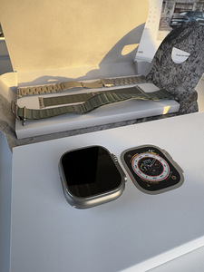 Apple Watch Ultra 49mm (1 foto / 3)