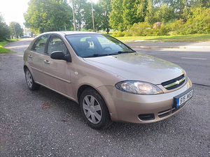 Chevrolet lacetti (2 foto / 8)