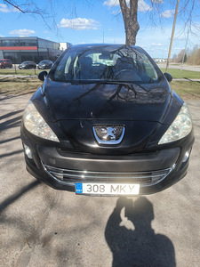 Peugeot 308 (3 foto / 7)